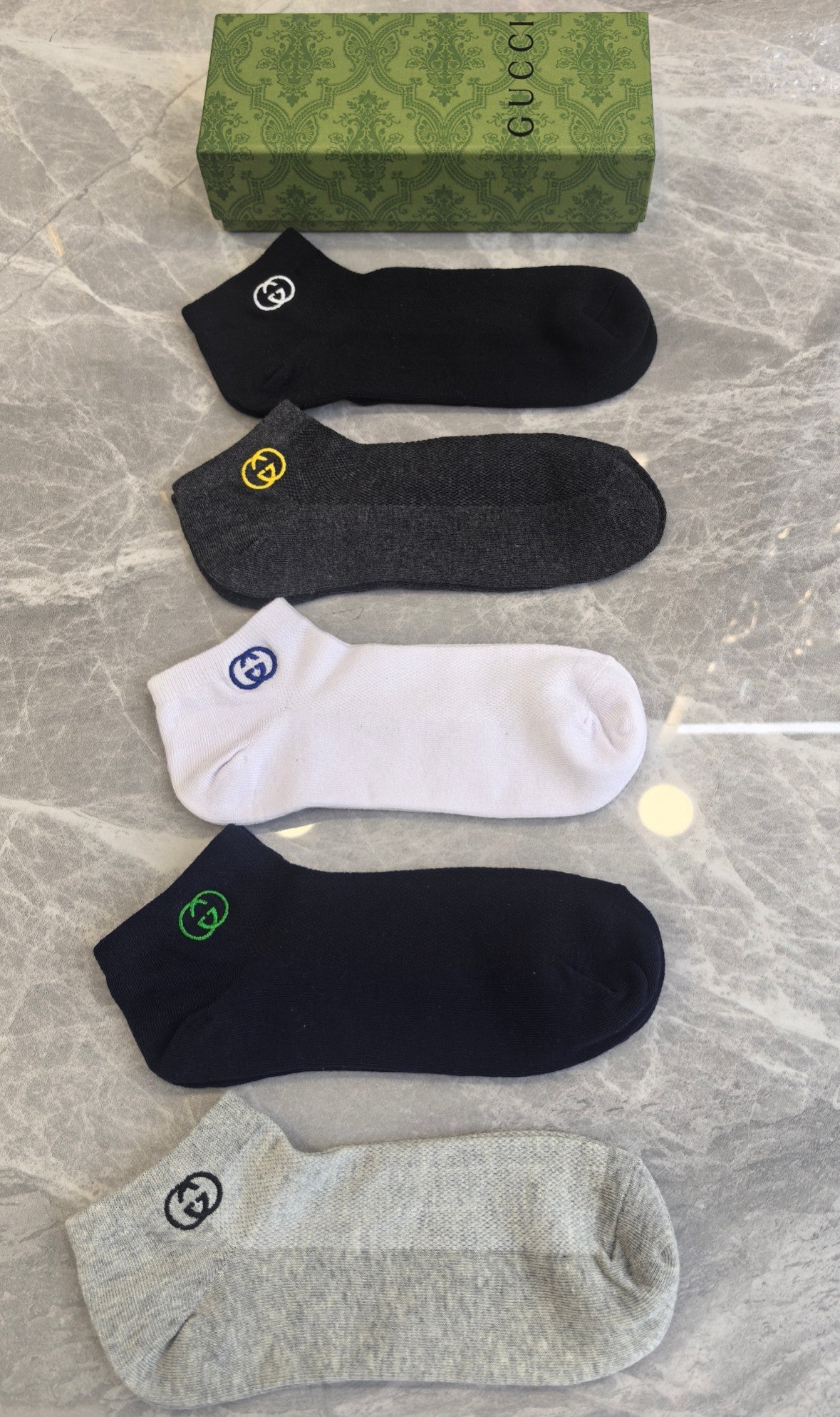 Gucci Small Colourful Emblem Details Ankle Socks - 5-Pair Set