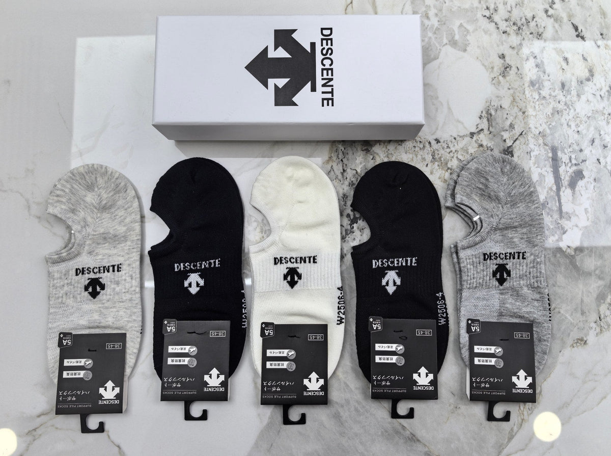 Descente Cotton Mixed Neutral Logo Detail No-Show Socks
