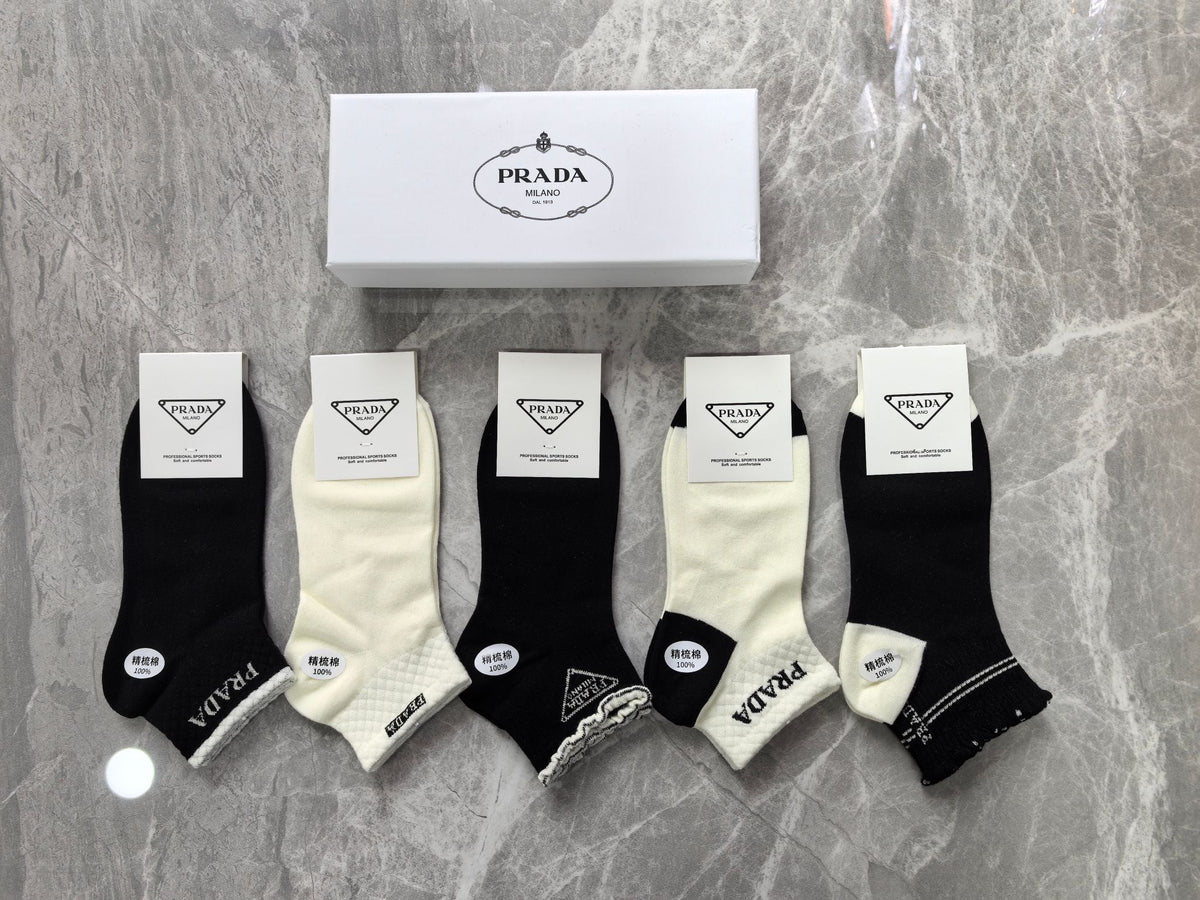 Prada Cotton Visible Branded Cuff Or Emblem Details No-Show Socks - 5-Pair Set