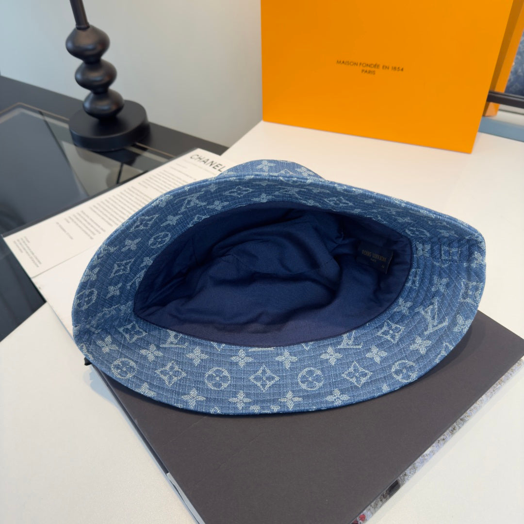 Louis Vuitton Bucket Hat - image 9