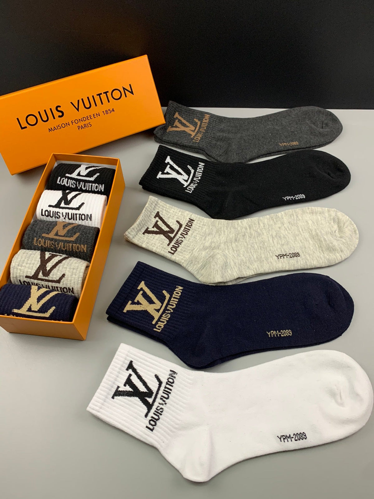 Louis Vuitton Cotton Crew Socks