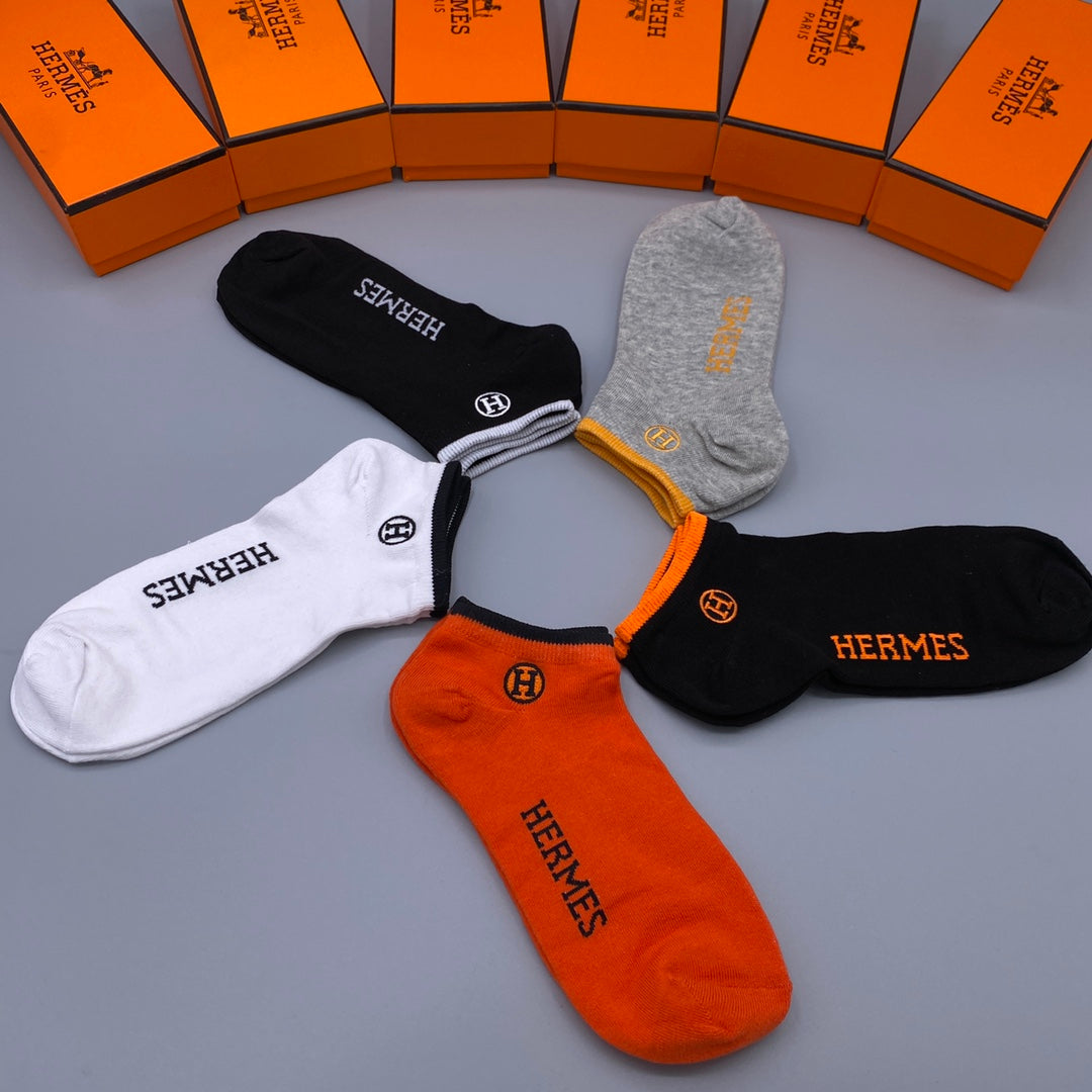 Hermes Cotton Visible Branded Cuff Or Emblem Details Crew Socks - 5-Pair Set