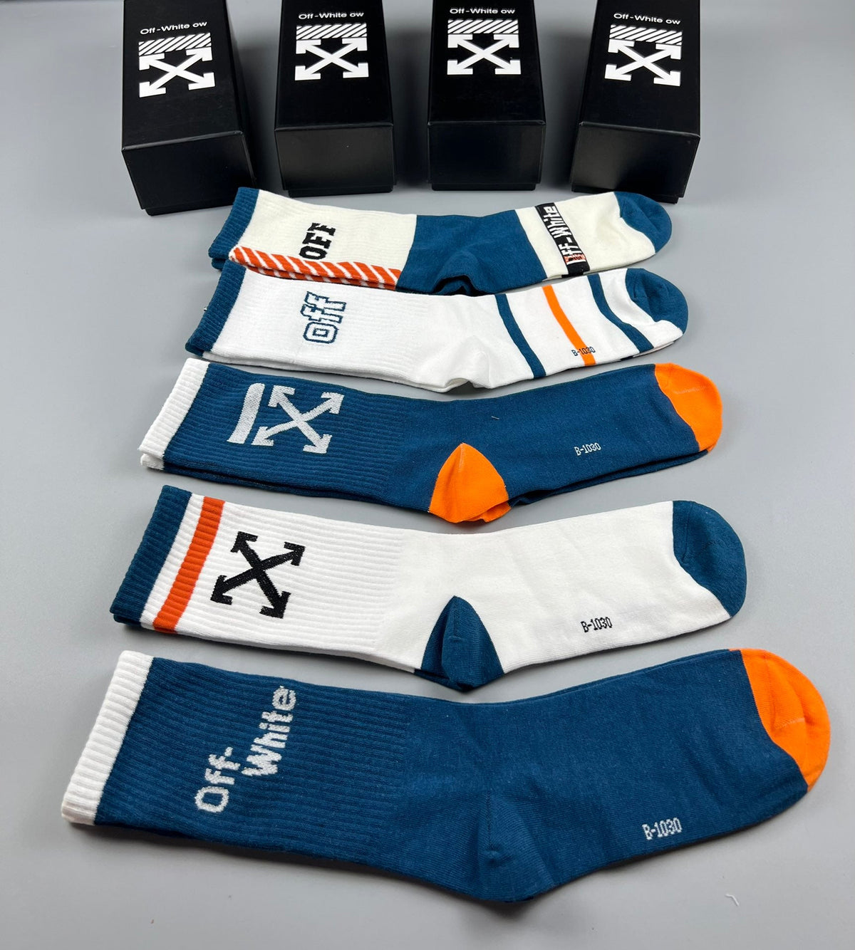 Off-White Cotton Crew Socks
