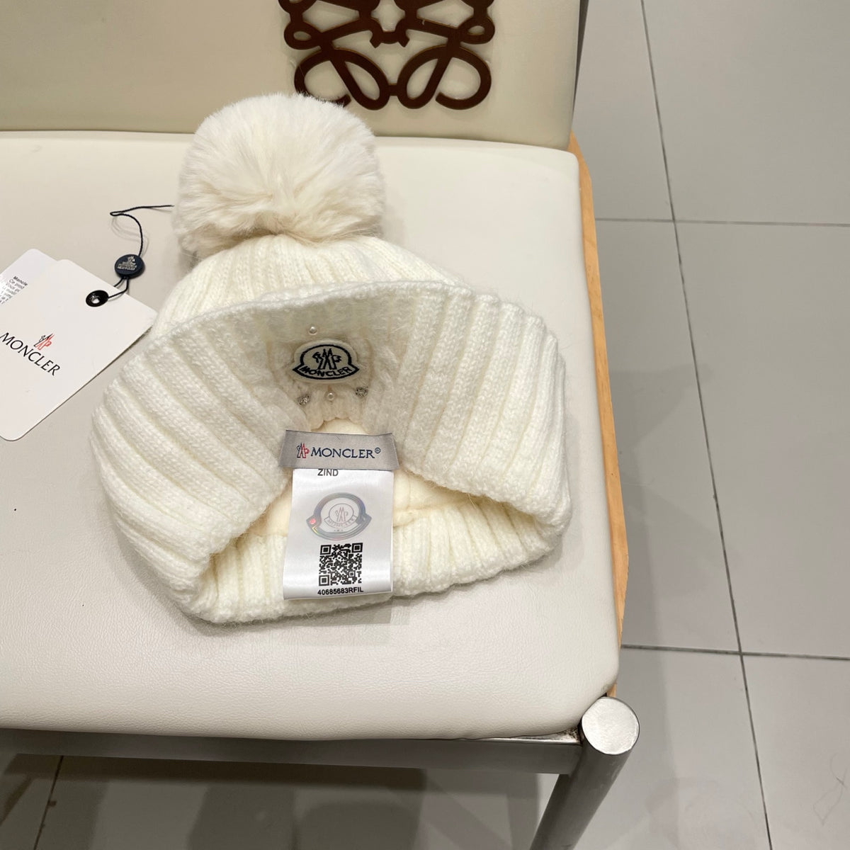 Moncler Beanie - image 9