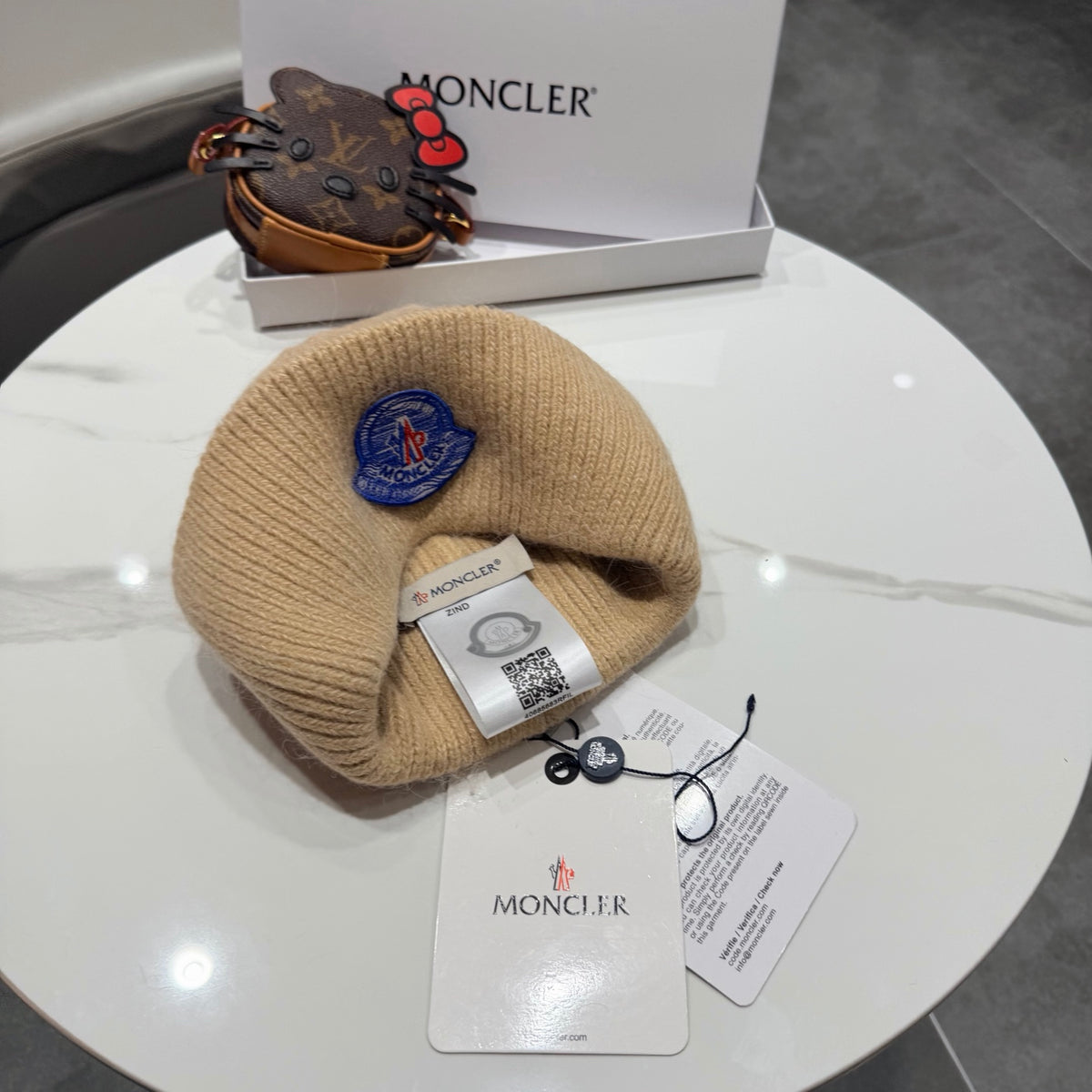 Moncler Beanie - image 9