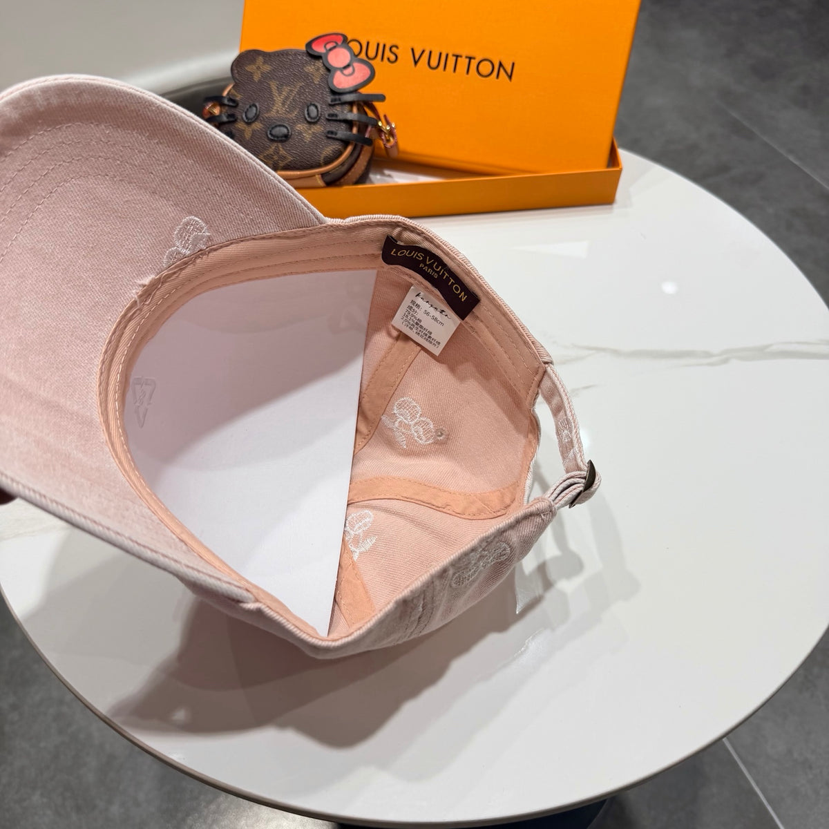 Louis Vuitton Baseball Cap - image 9