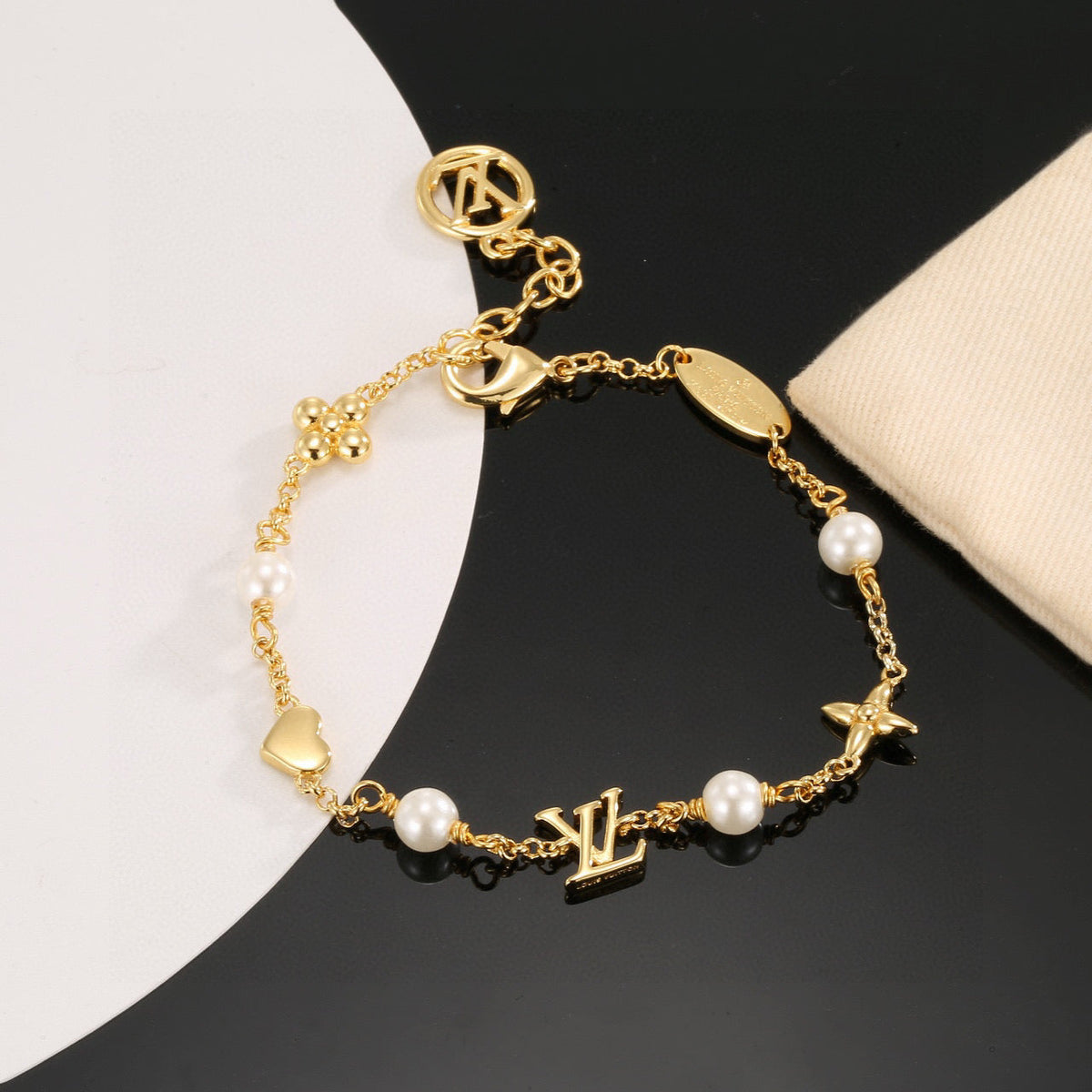 Martin Graham bracelet in polished metal-tone – front product view
