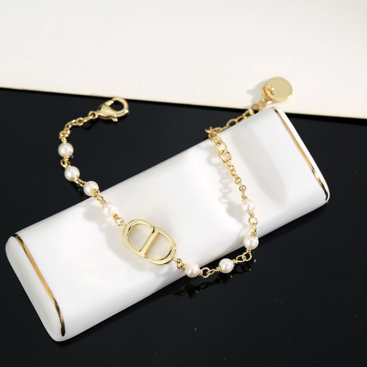 Martin Graham bracelet in polished metal-tone – close-up detail
