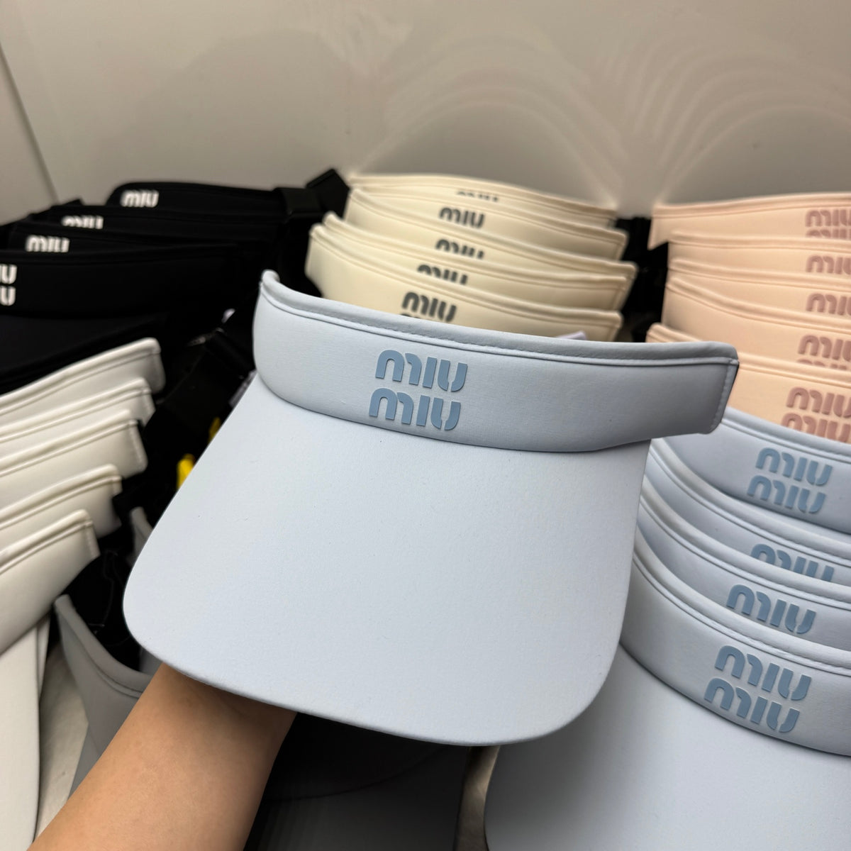 Visor - image 15