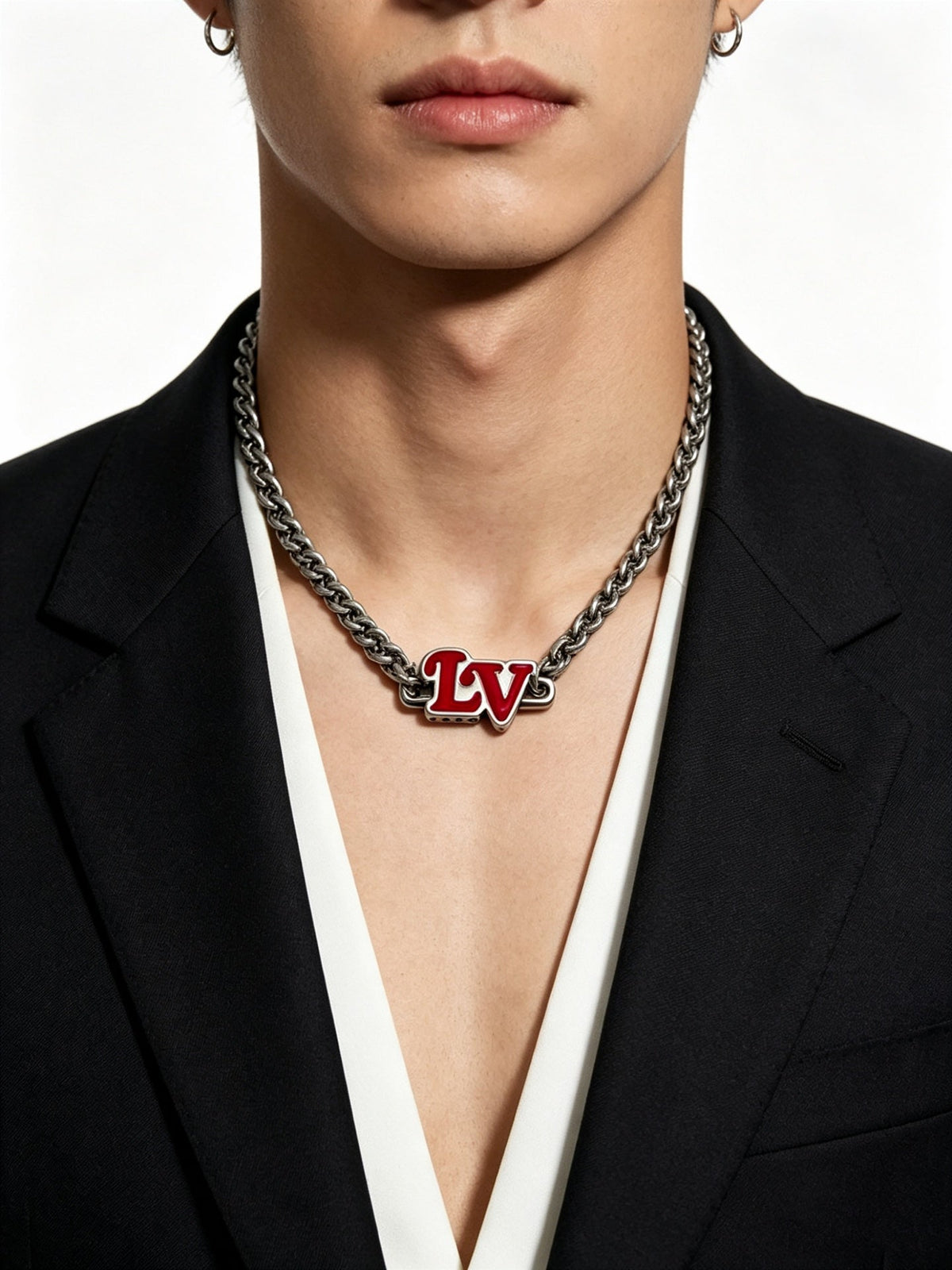 Martin Graham pendant necklace in polished metal-tone – side detail