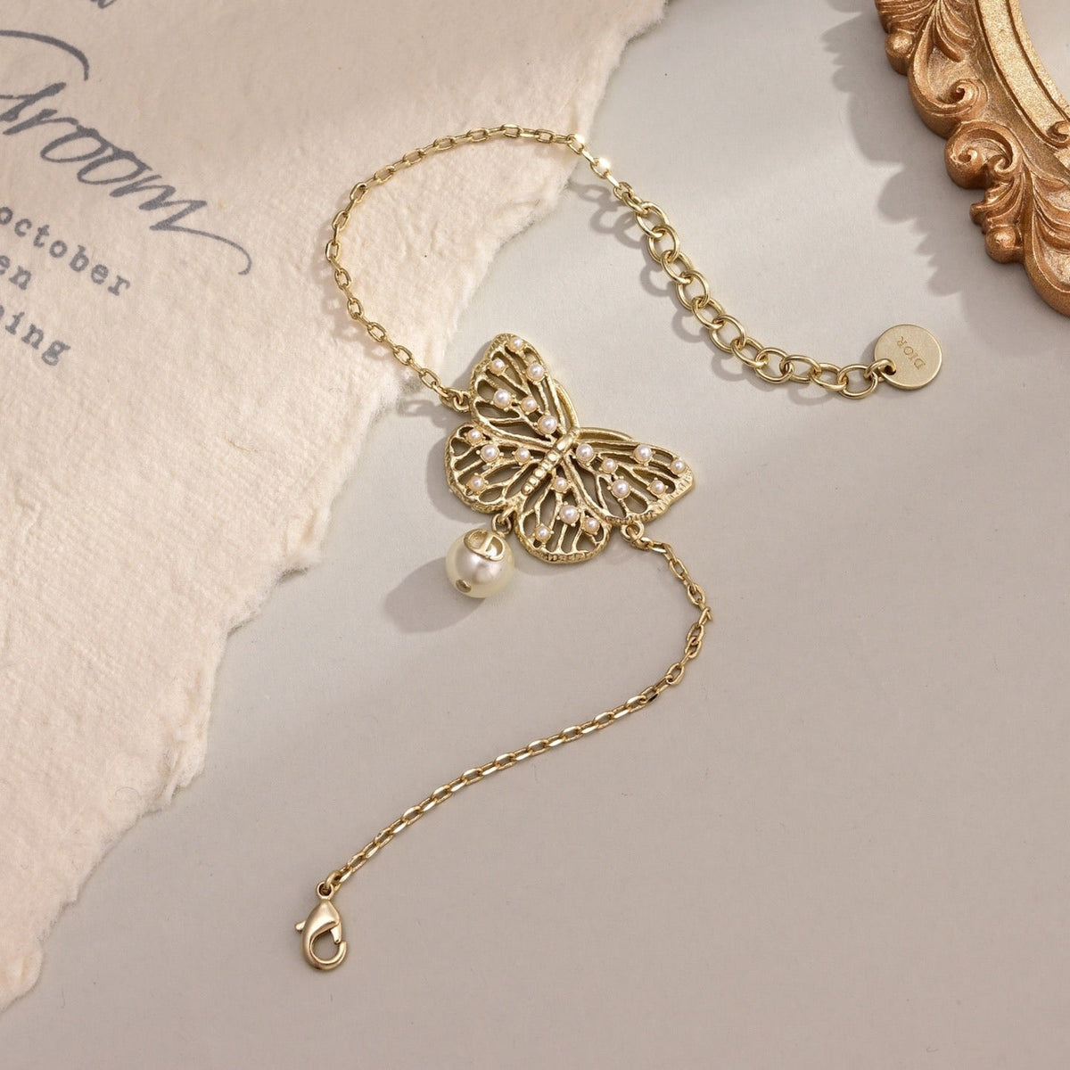 Martin Graham bracelet in polished metal-tone – close-up detail