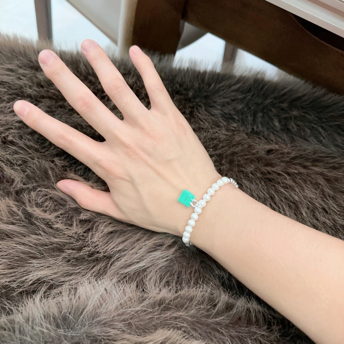 Martin Graham bracelet in polished metal-tone – detail view