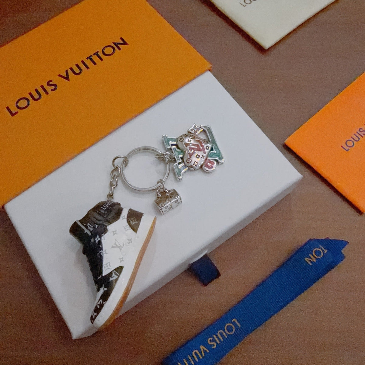 Martin Graham keychain in polished metal-tone – styled product view