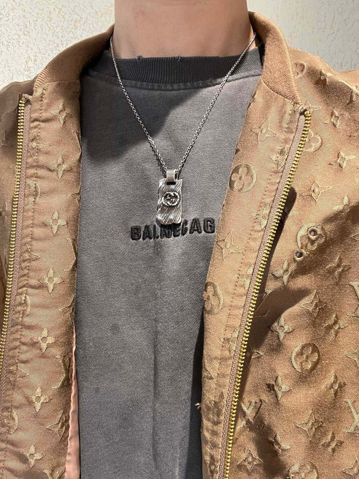 Martin Graham pendant necklace in polished metal-tone – detail view