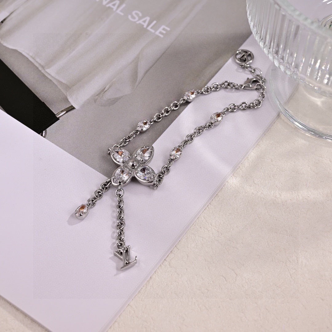 Martin Graham bracelet in polished metal-tone – front product view