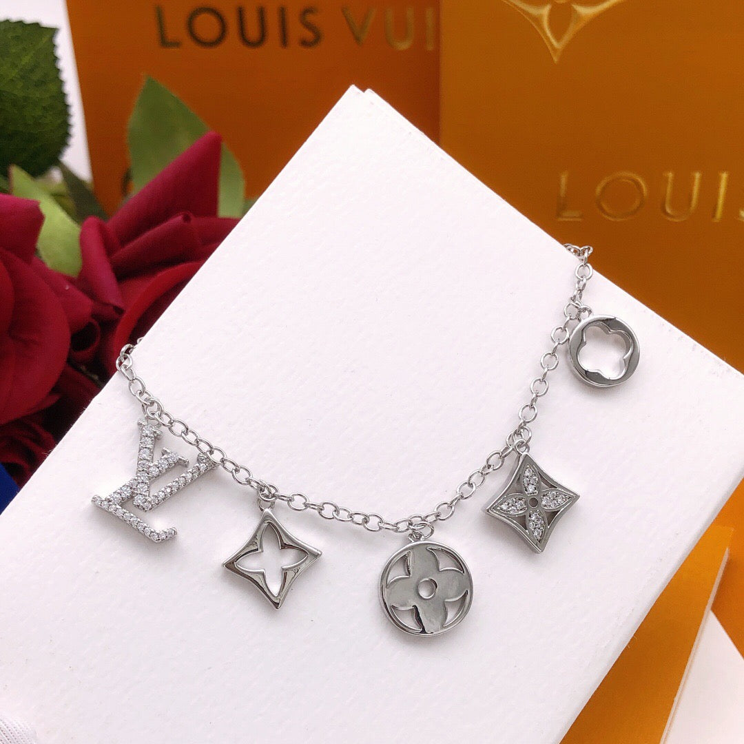 Martin Graham Geometric bracelet in silver-tone – styled product view