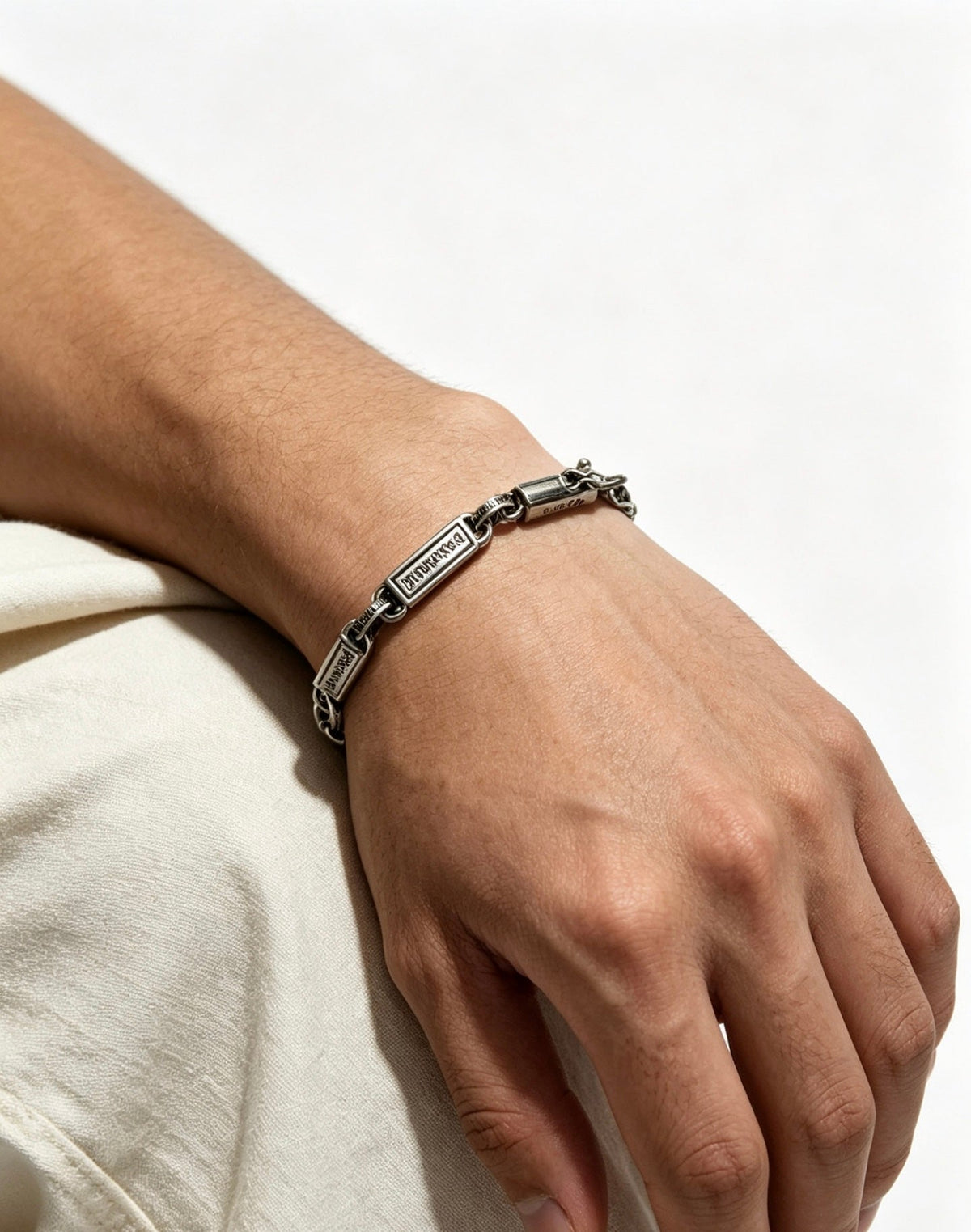 Martin Graham bracelet in polished metal-tone – side detail