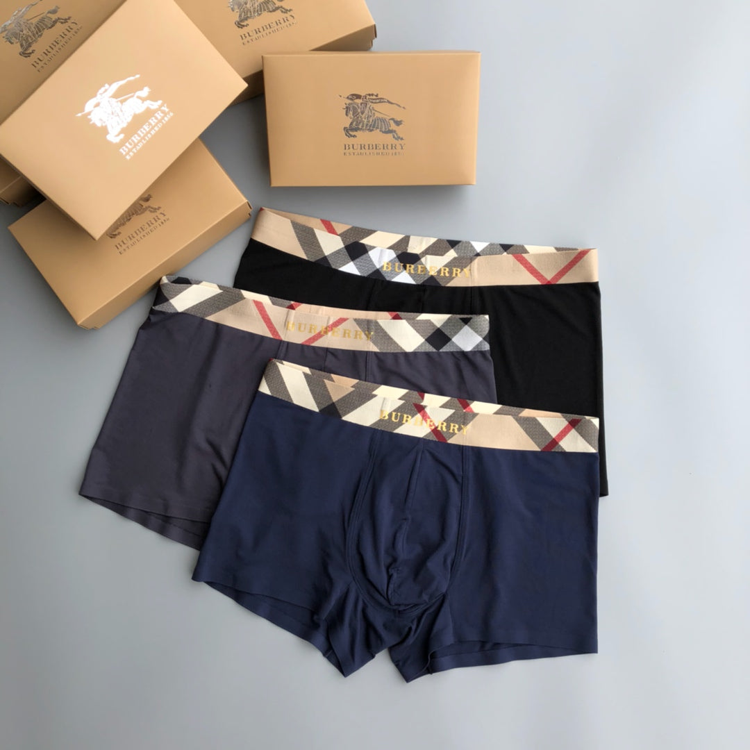 Burberry Visible Branded Waistband Or Emblem Details Men's Boxer Briefs - 3-Piece Box