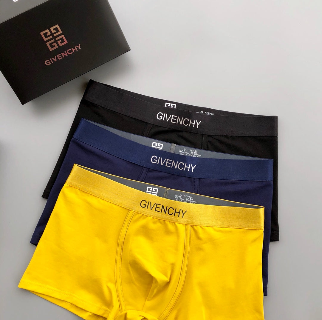Givenchy Visible Waistband, Colour And Emblem Details Men's Boxer Briefs - 3-Piece Box