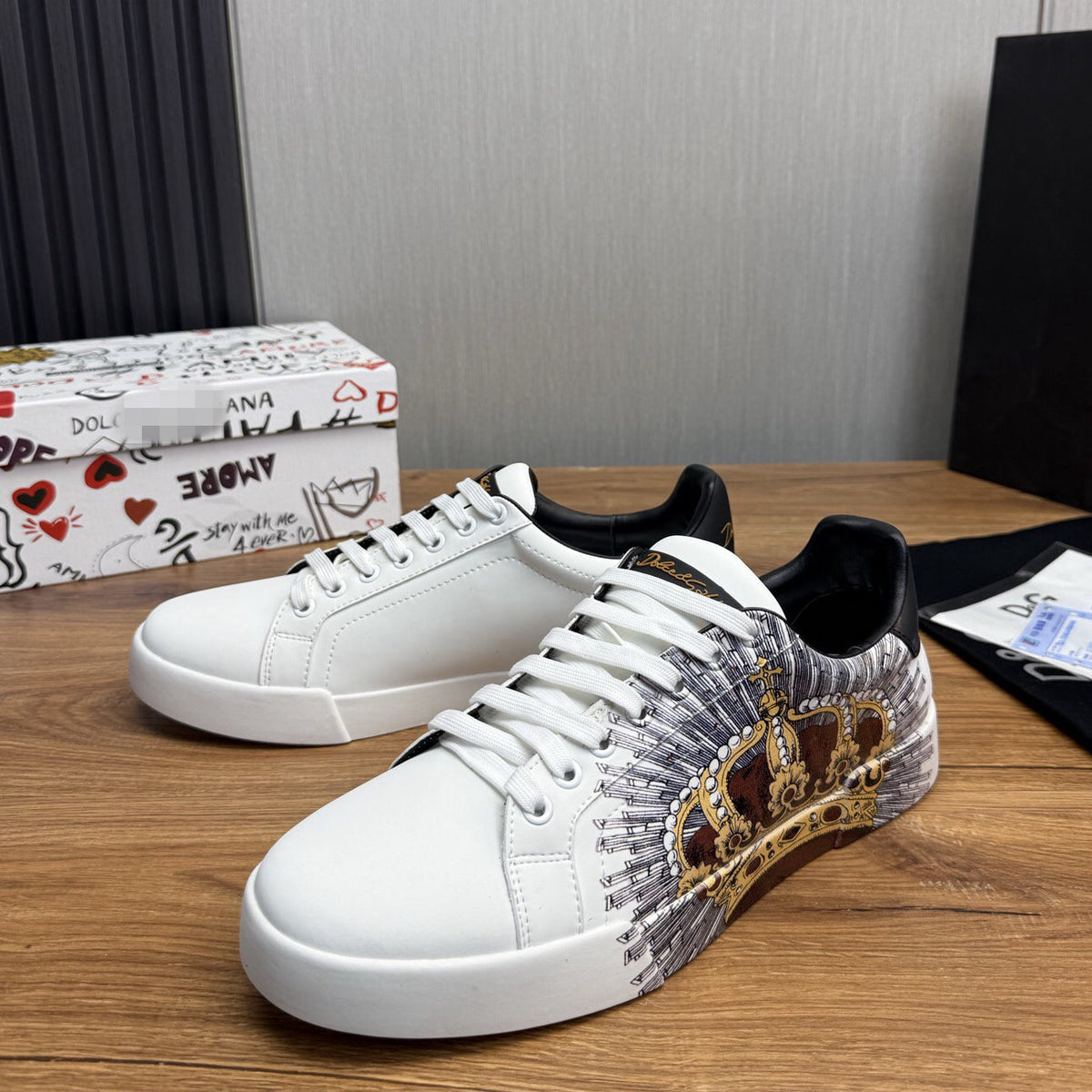 D*G  Premium Leather Casual Sneakers - Designer Unisex Shoes in Black & White