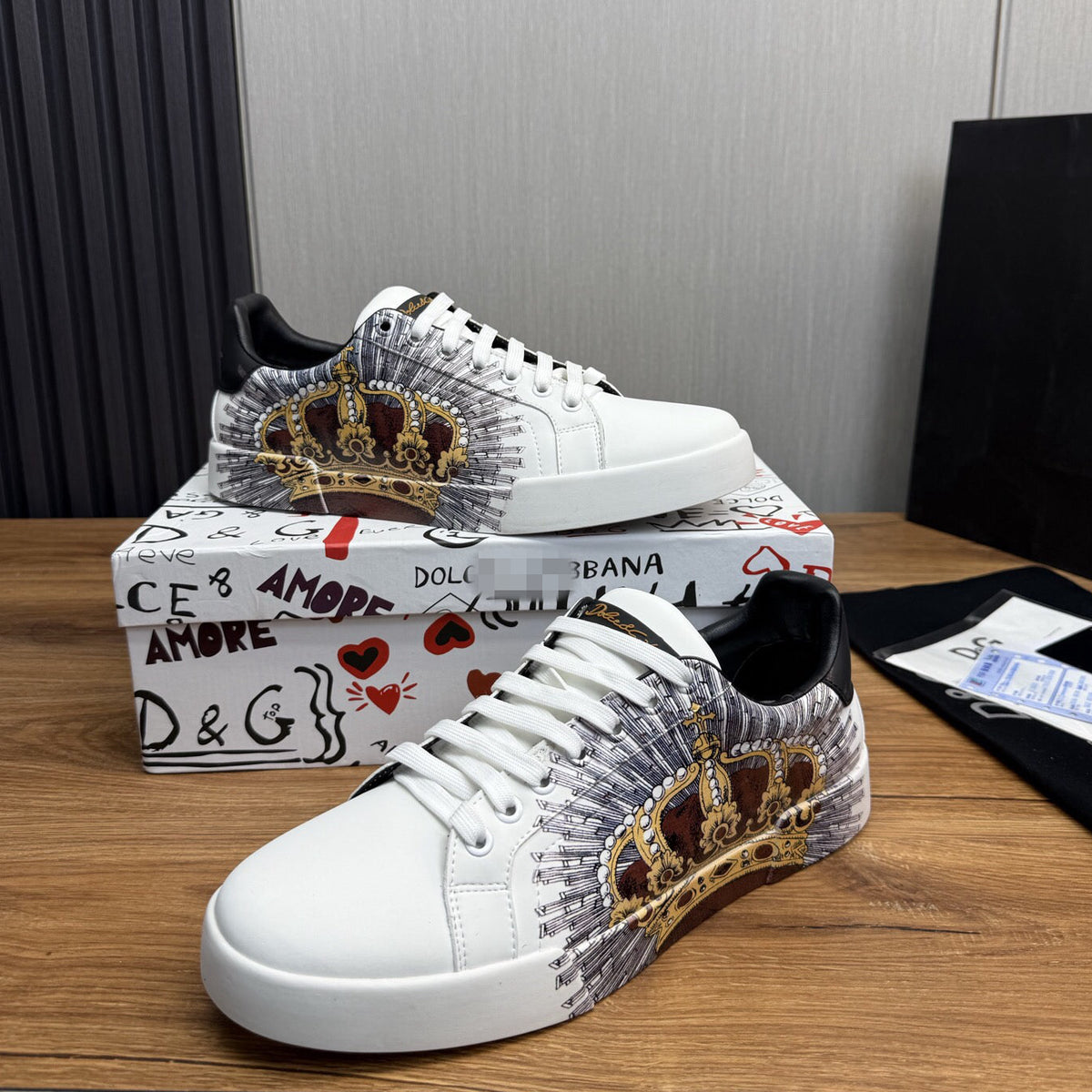 D*G  Premium Leather Casual Sneakers - Designer Unisex Shoes in Black & White
