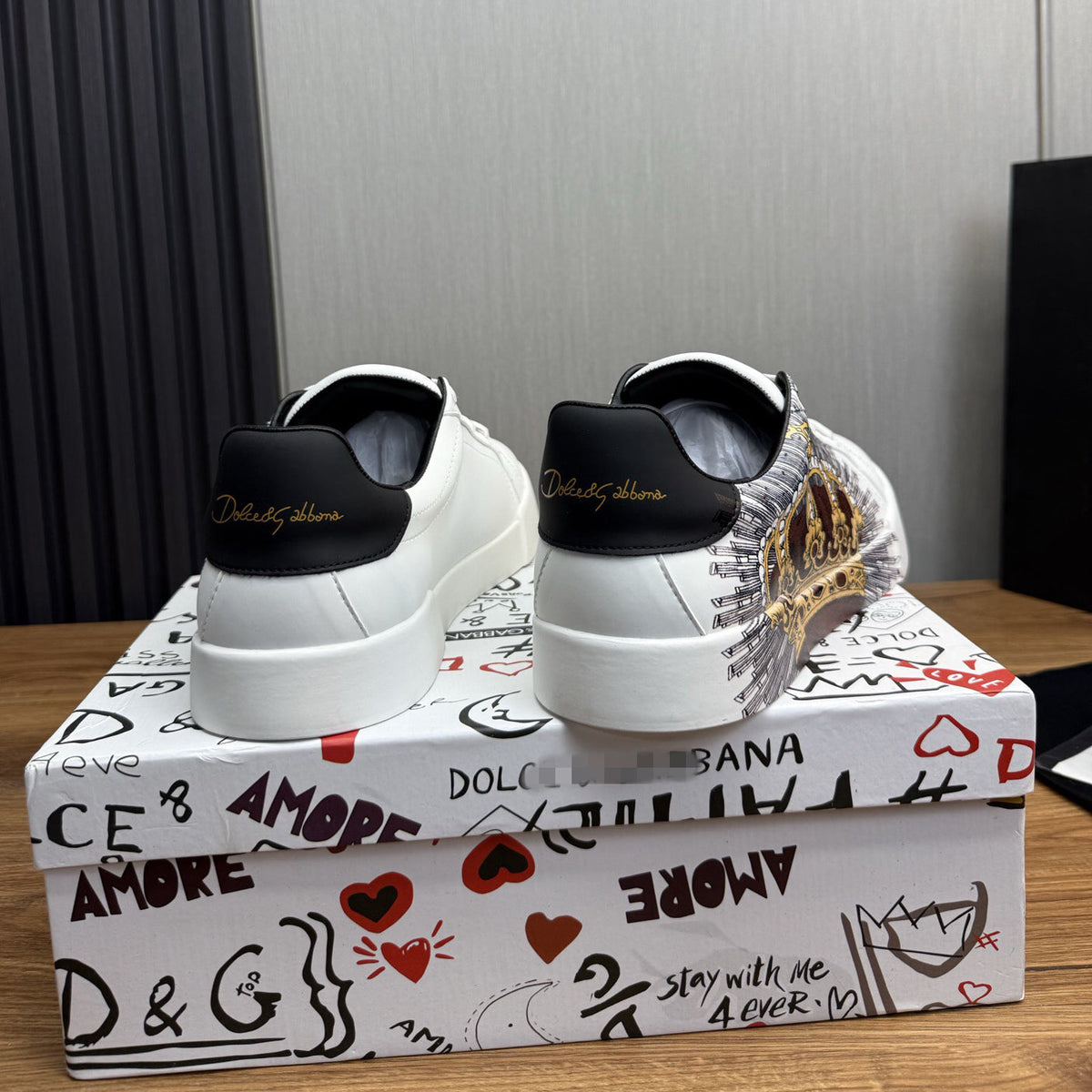 D*G  Premium Leather Casual Sneakers - Designer Unisex Shoes in Black & White