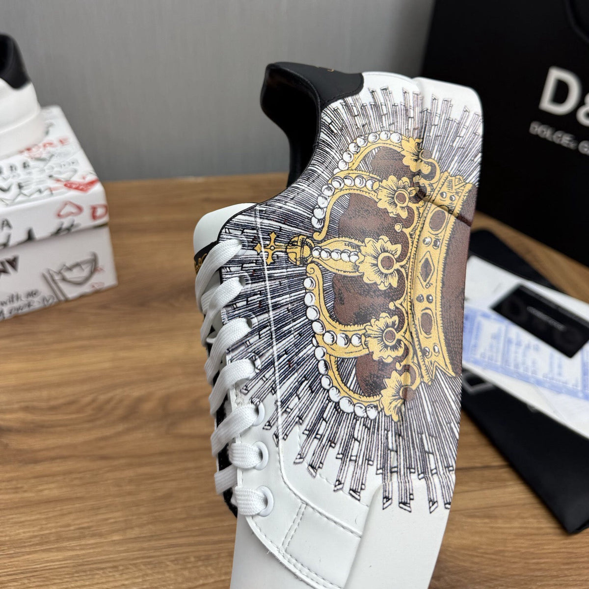 D*G  Premium Leather Casual Sneakers - Designer Unisex Shoes in Black & White