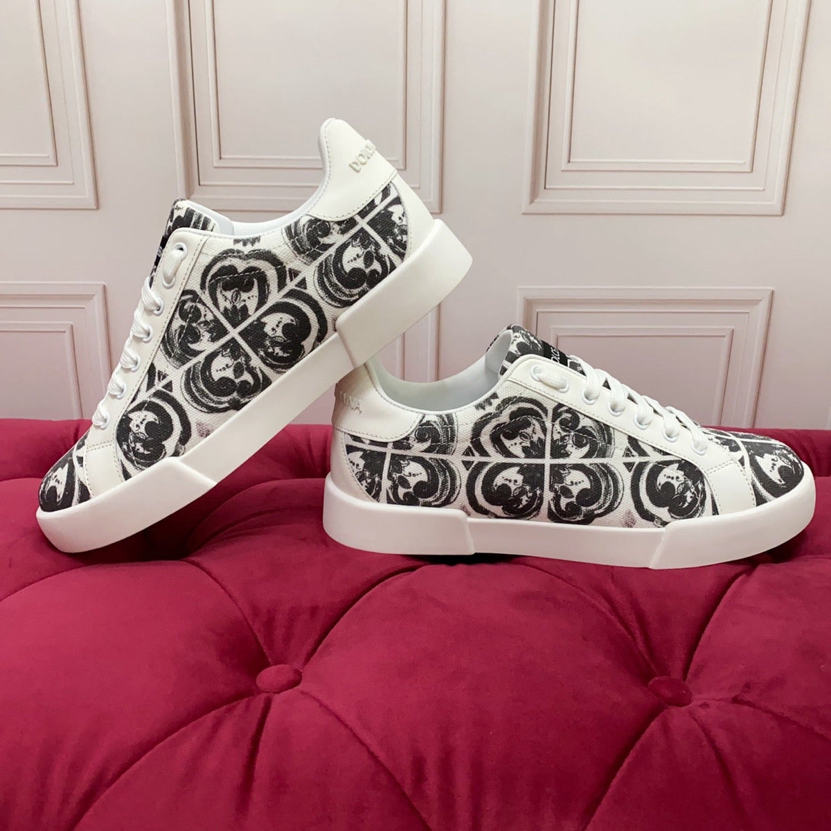 D*G  Premium Leather Casual Sneakers - Designer Unisex Shoes in 2 White Styles