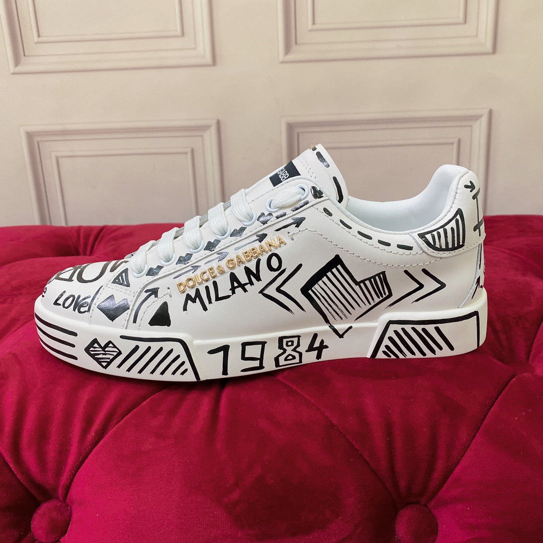 D*G  Premium Leather Casual Sneakers - Designer Unisex Shoes in 2 White Styles