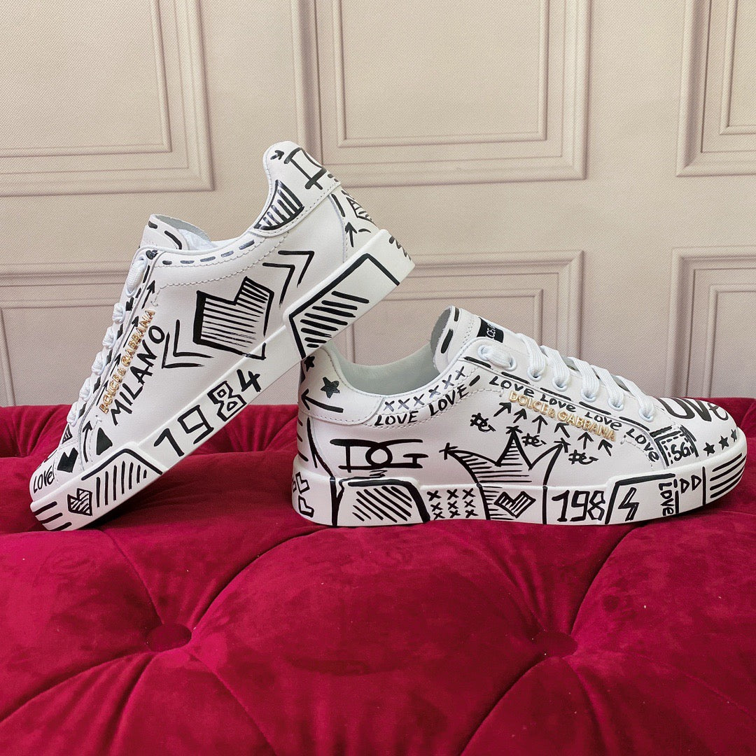D*G  Premium Leather Casual Sneakers - Designer Unisex Shoes in 2 White Styles