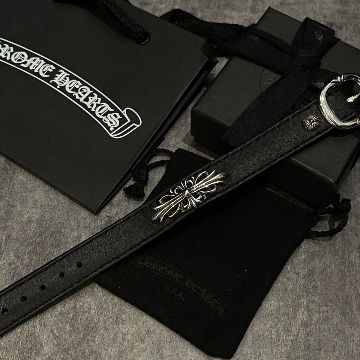 Martin Graham bracelet in polished metal-tone – front product view