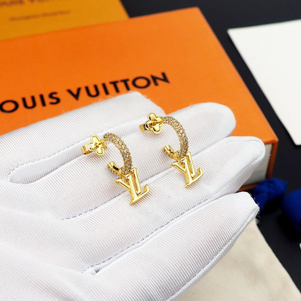 Martin Graham earrings in polished metal-tone – side detail