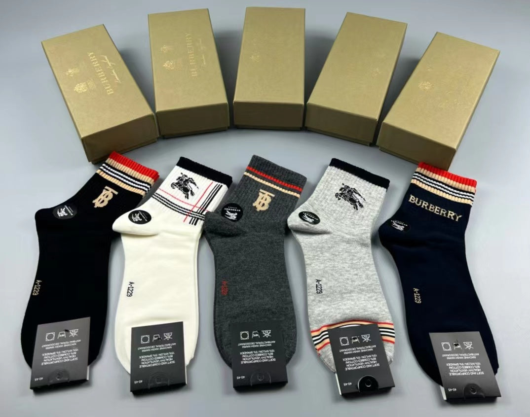 Unbranded Visible Branded Cuff Or Emblem Details Crew Socks - 5-Pair Set