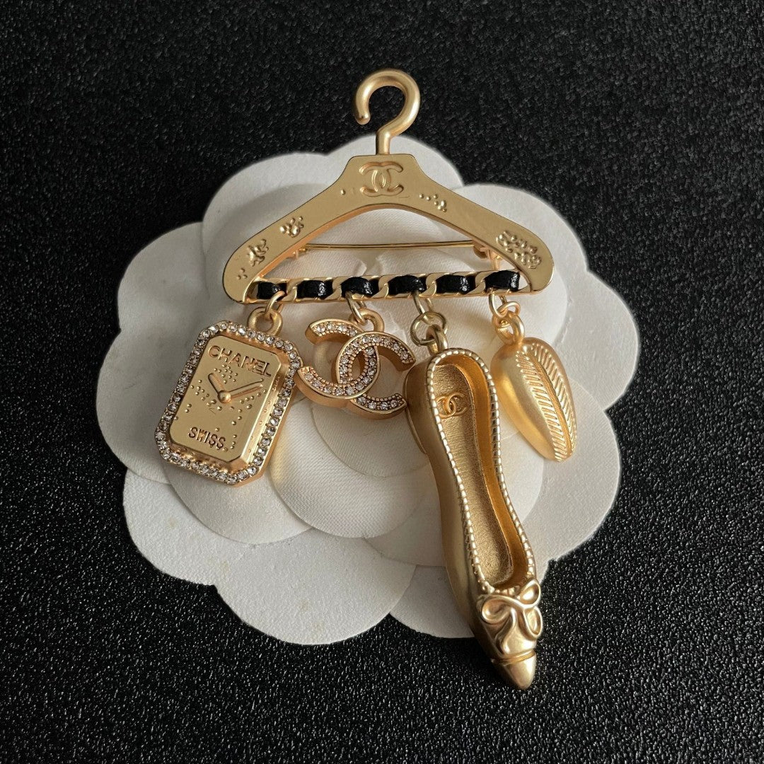 Martin Graham brooch in polished metal-tone – front product view