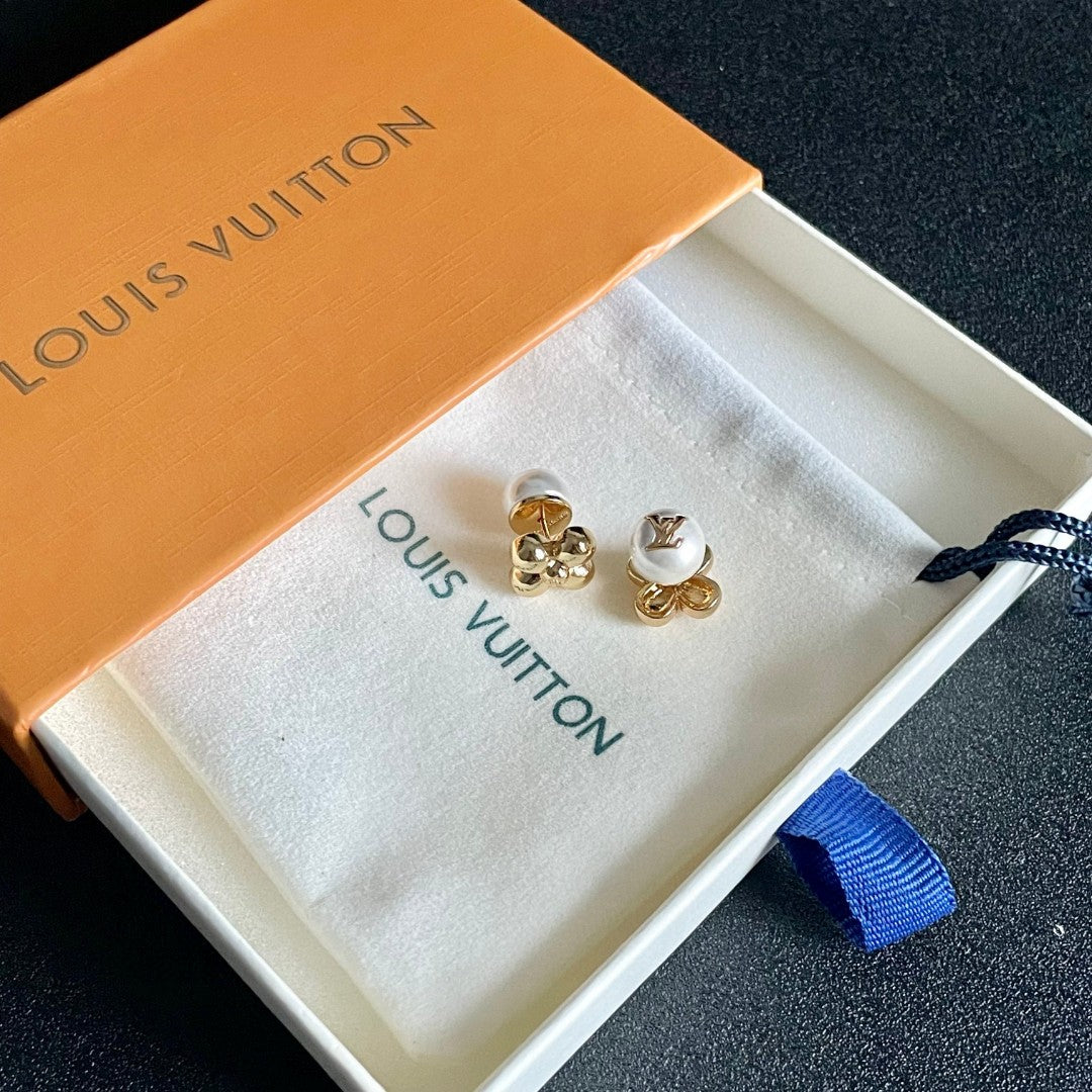 Martin Graham stud earrings in polished metal-tone – front product view