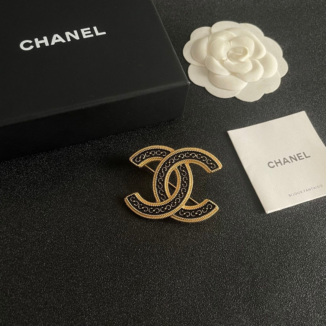 Martin Graham brooch in polished metal-tone – styled product view