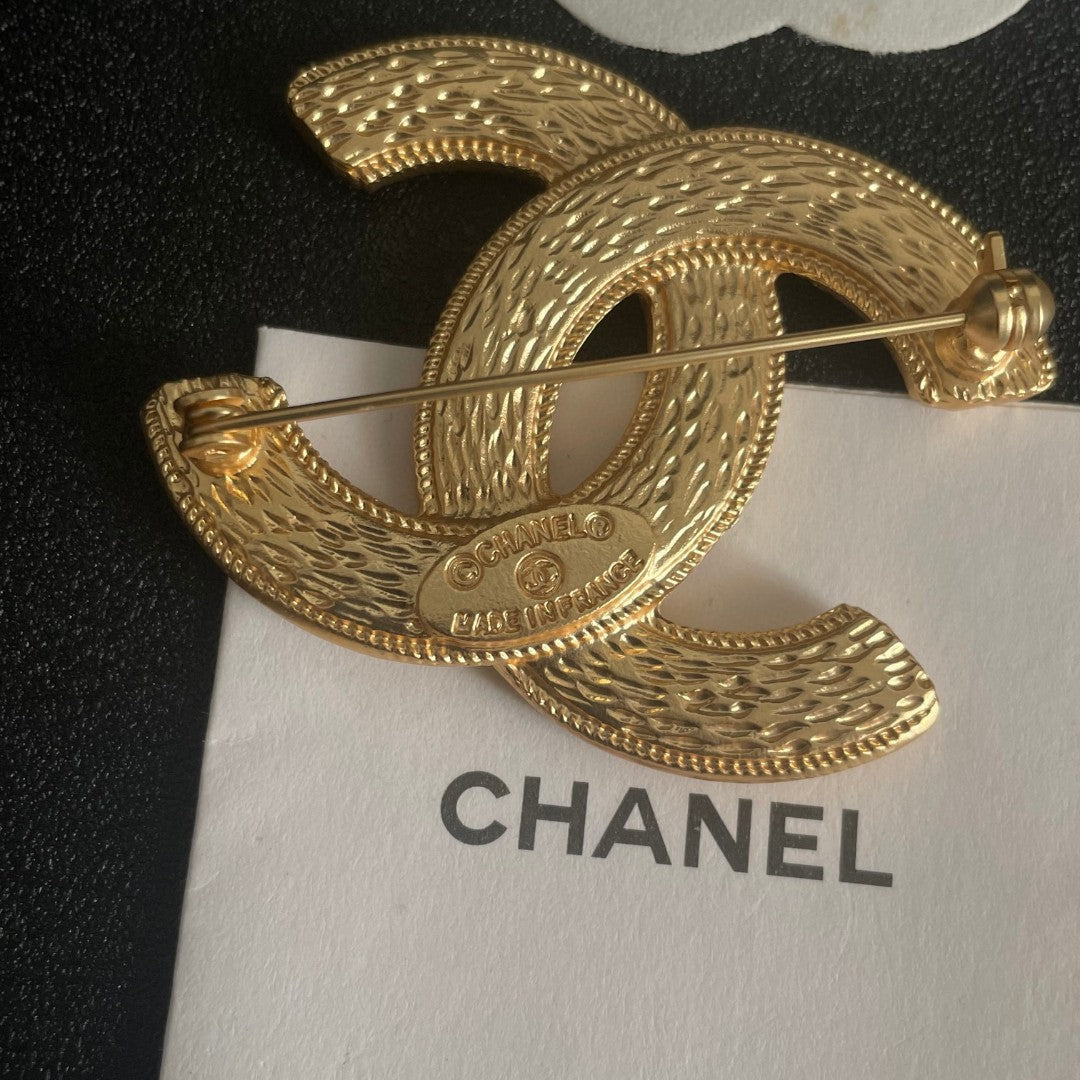 Martin Graham brooch in polished metal-tone – main product view