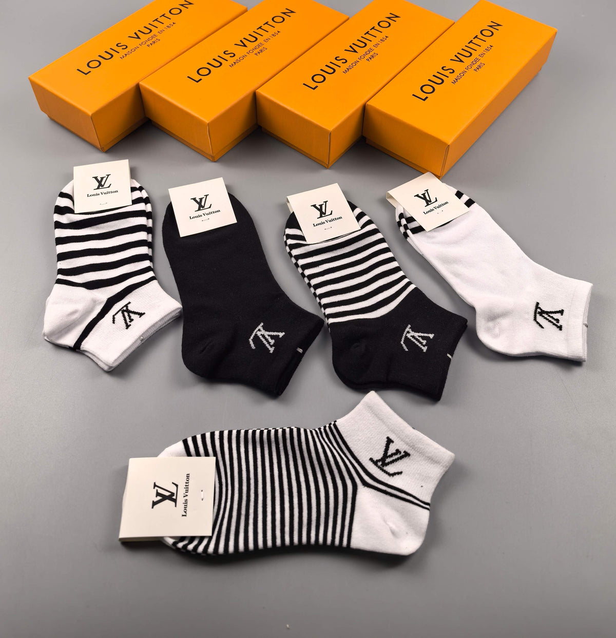 Louis Vuitton Short Socks - 5-Pair Pack
