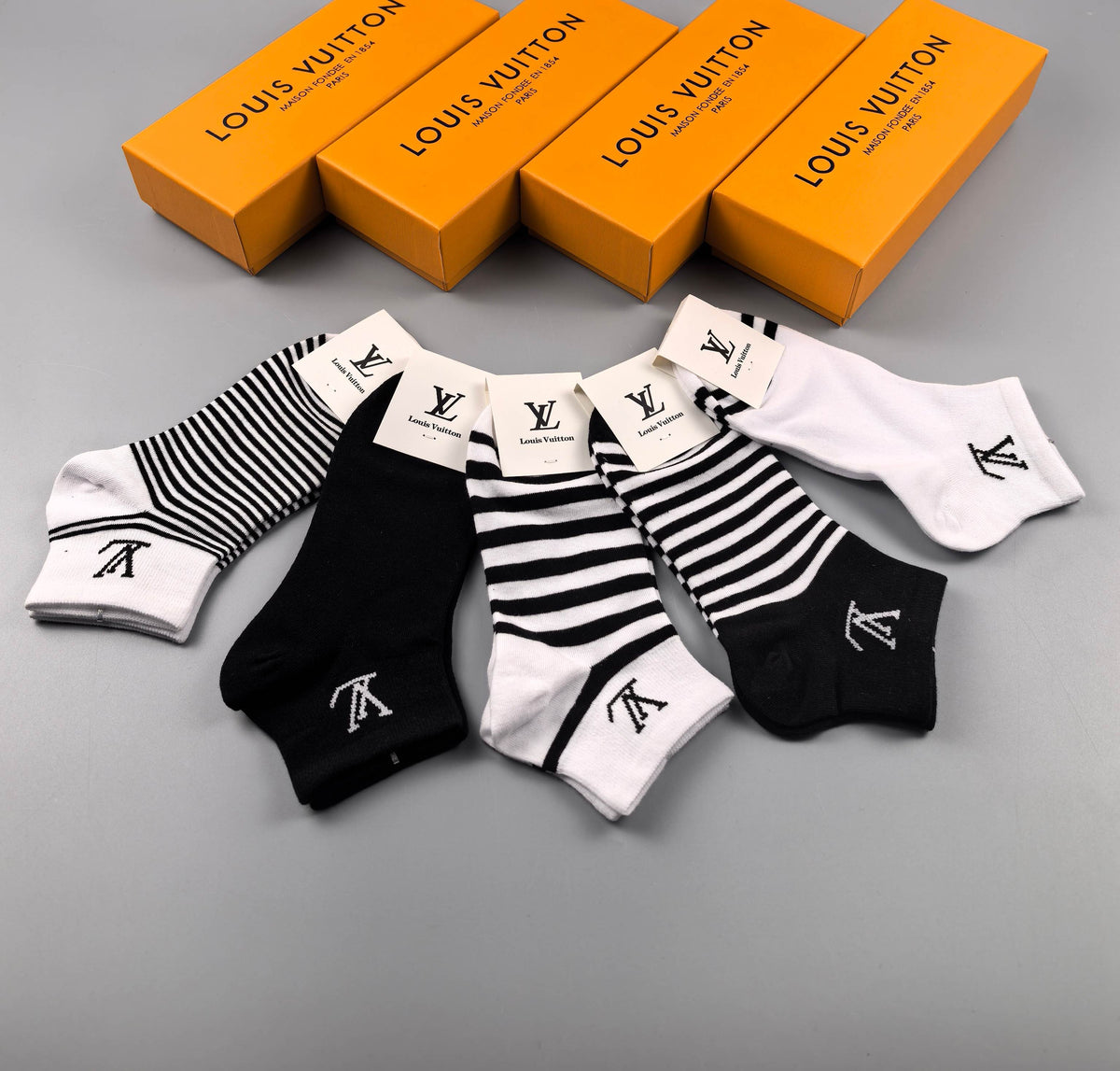 Louis Vuitton Short Socks - 5-Pair Pack