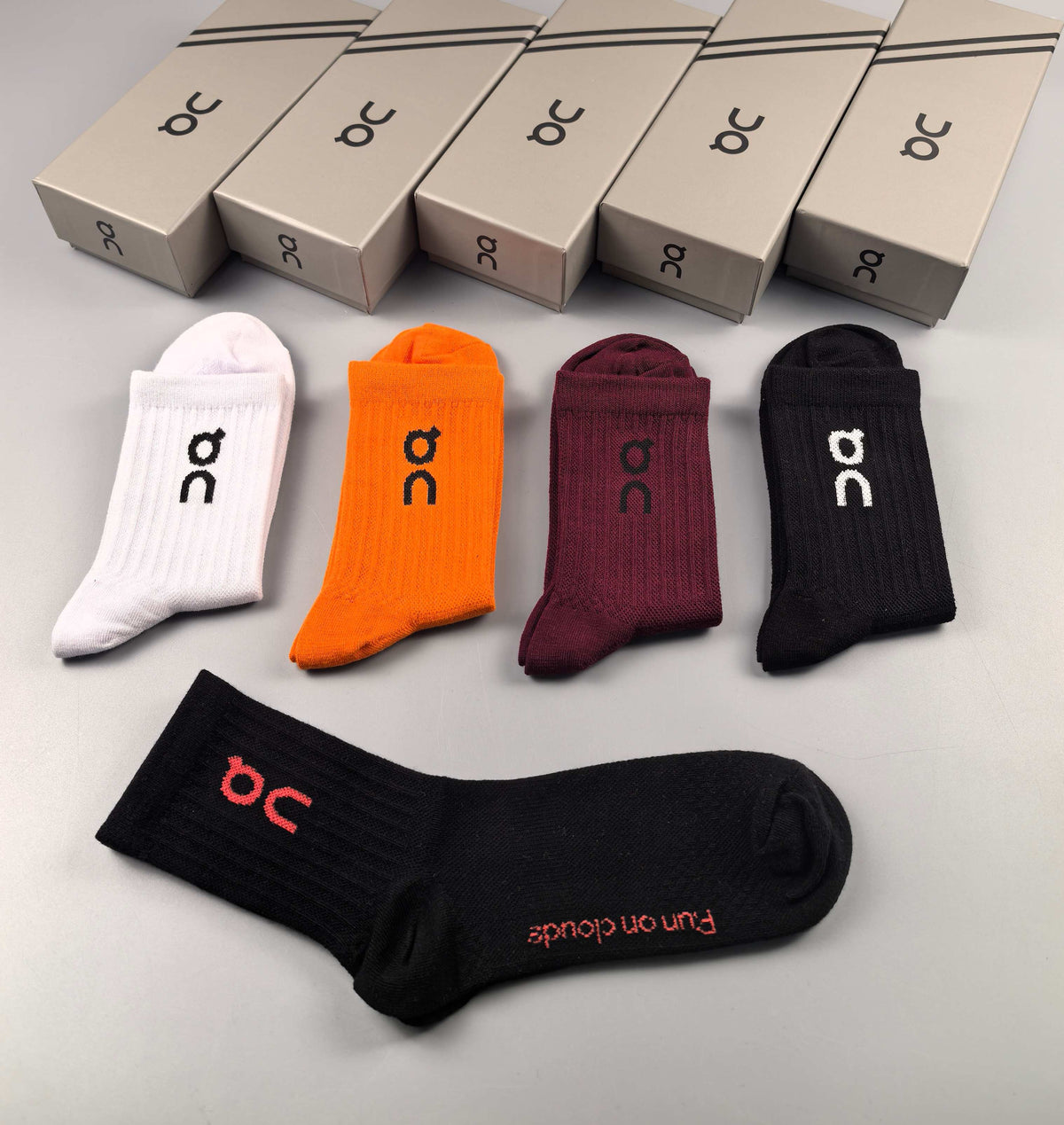 On Cotton Visible Cuff, Colour And Emblem Details Crew Socks - 5-Pair Set