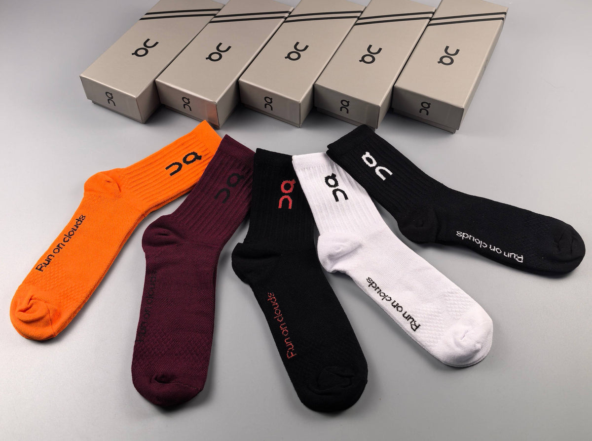 On Cotton Visible Cuff, Colour And Emblem Details Crew Socks - 5-Pair Set