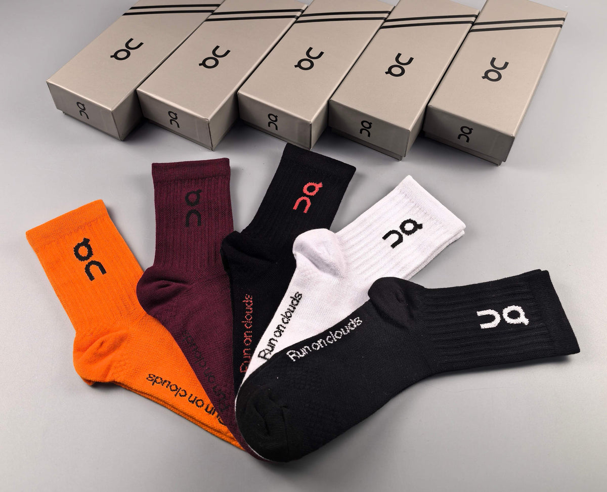 On Cotton Visible Cuff, Colour And Emblem Details Crew Socks - 5-Pair Set