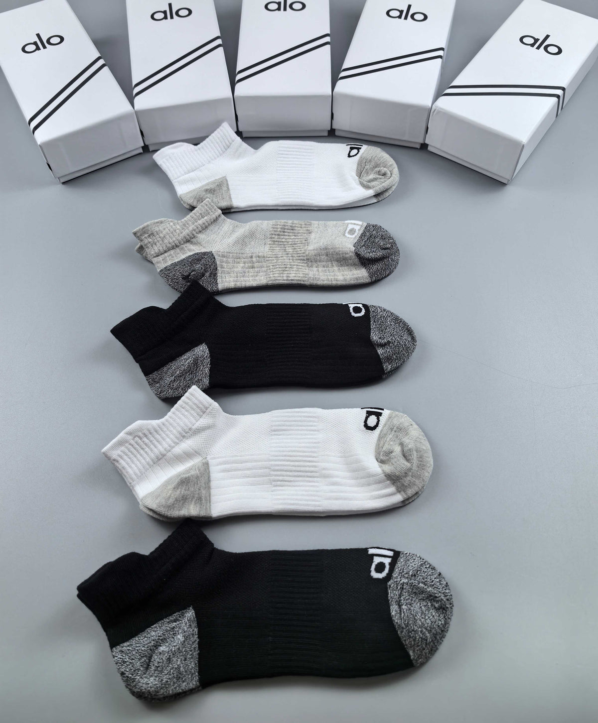 Alo Cotton Crew Socks