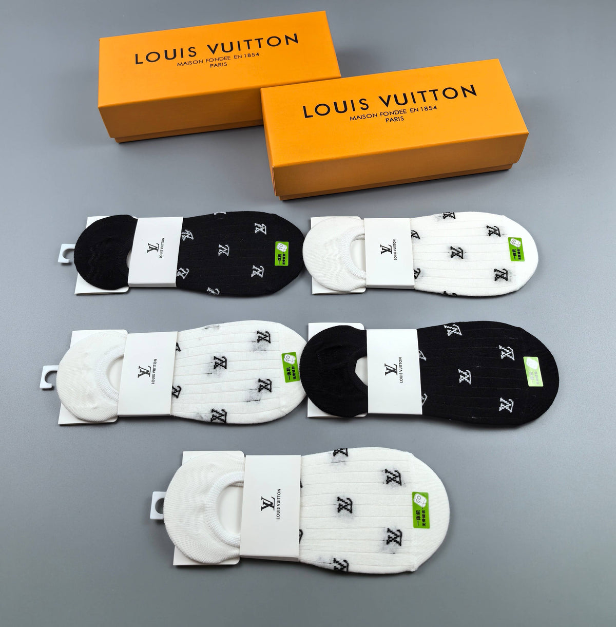 Louis Vuitton Short Socks - 5-Pair Box