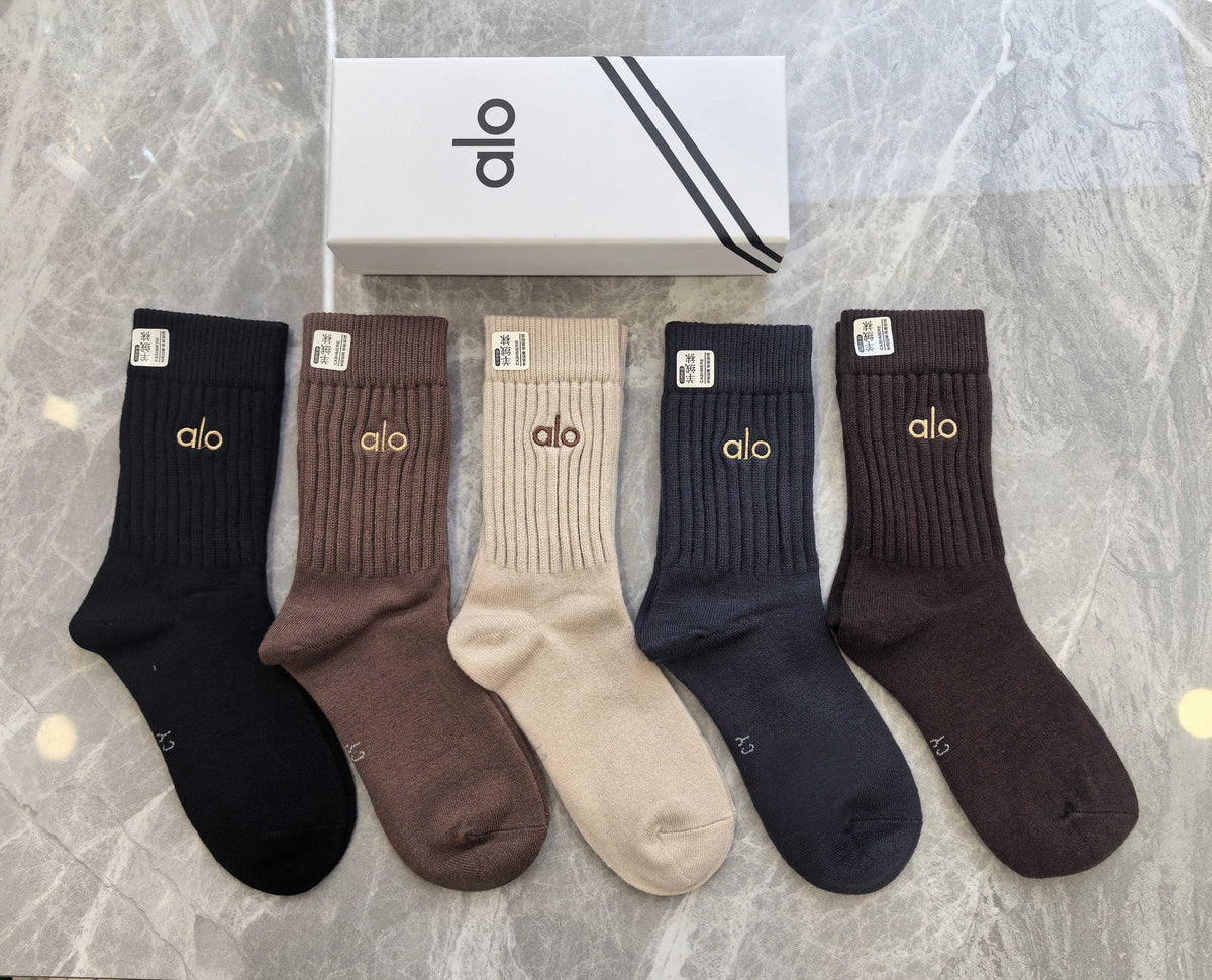 Alo Clean Logo Details Crew Socks - 5-Pair Set