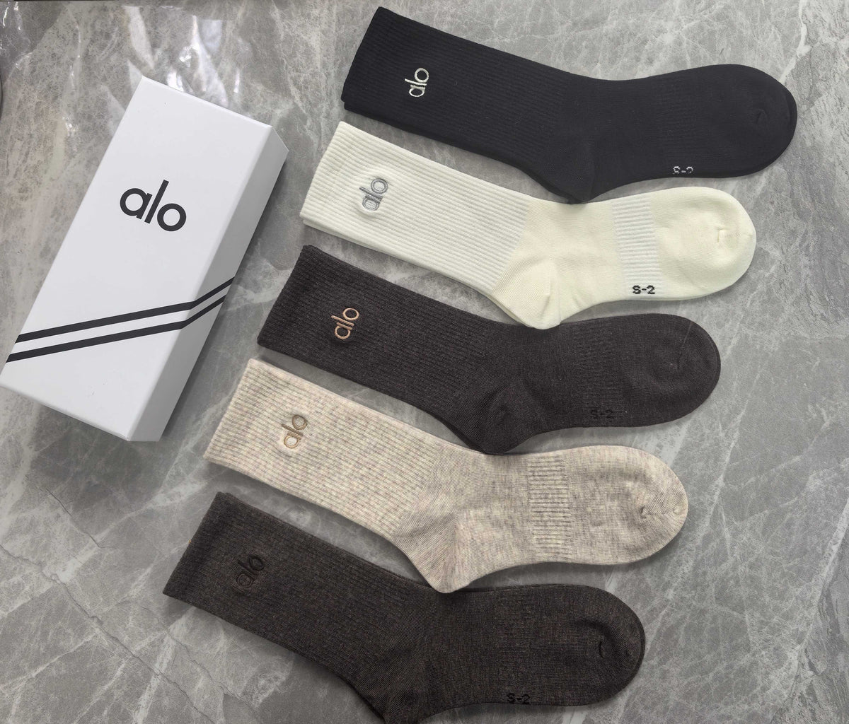 Alo Cotton Crew Socks