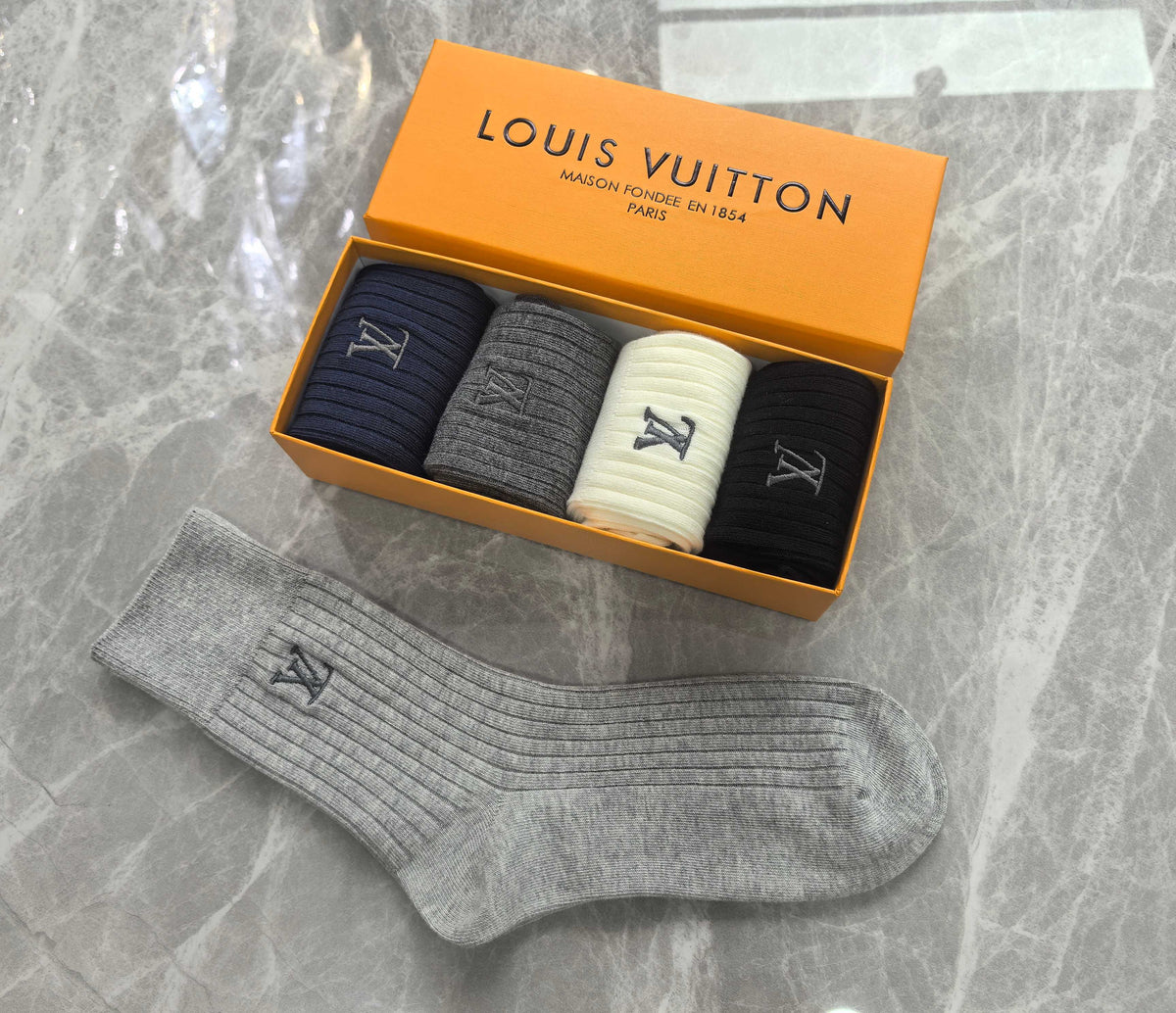 Louis Vuitton Cotton Mixed Neutral Logo Detail Crew Socks - 5-Pair Set