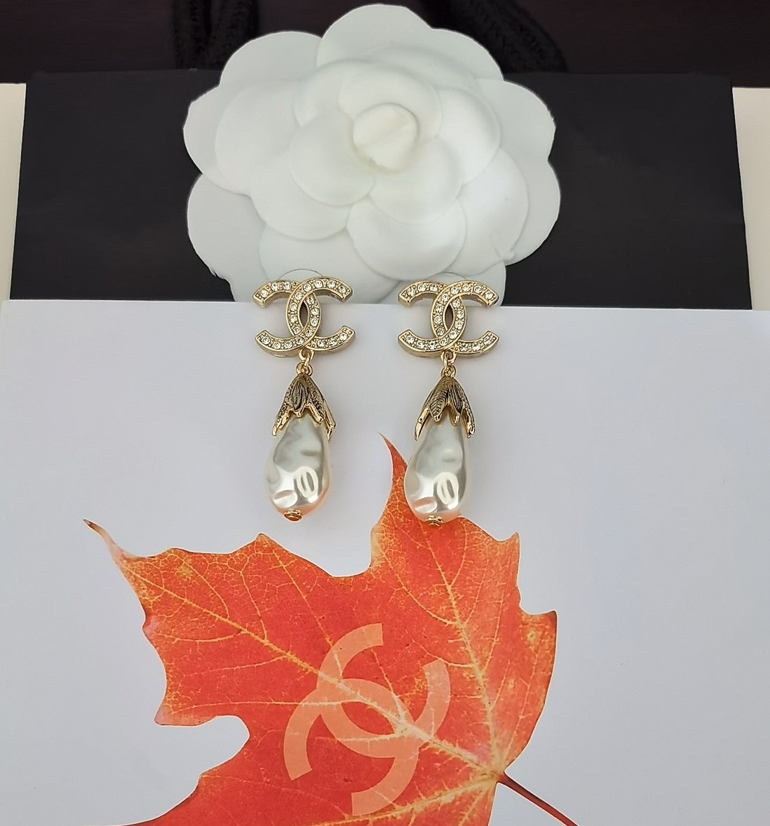 Martin Graham earrings in polished metal-tone – detail view