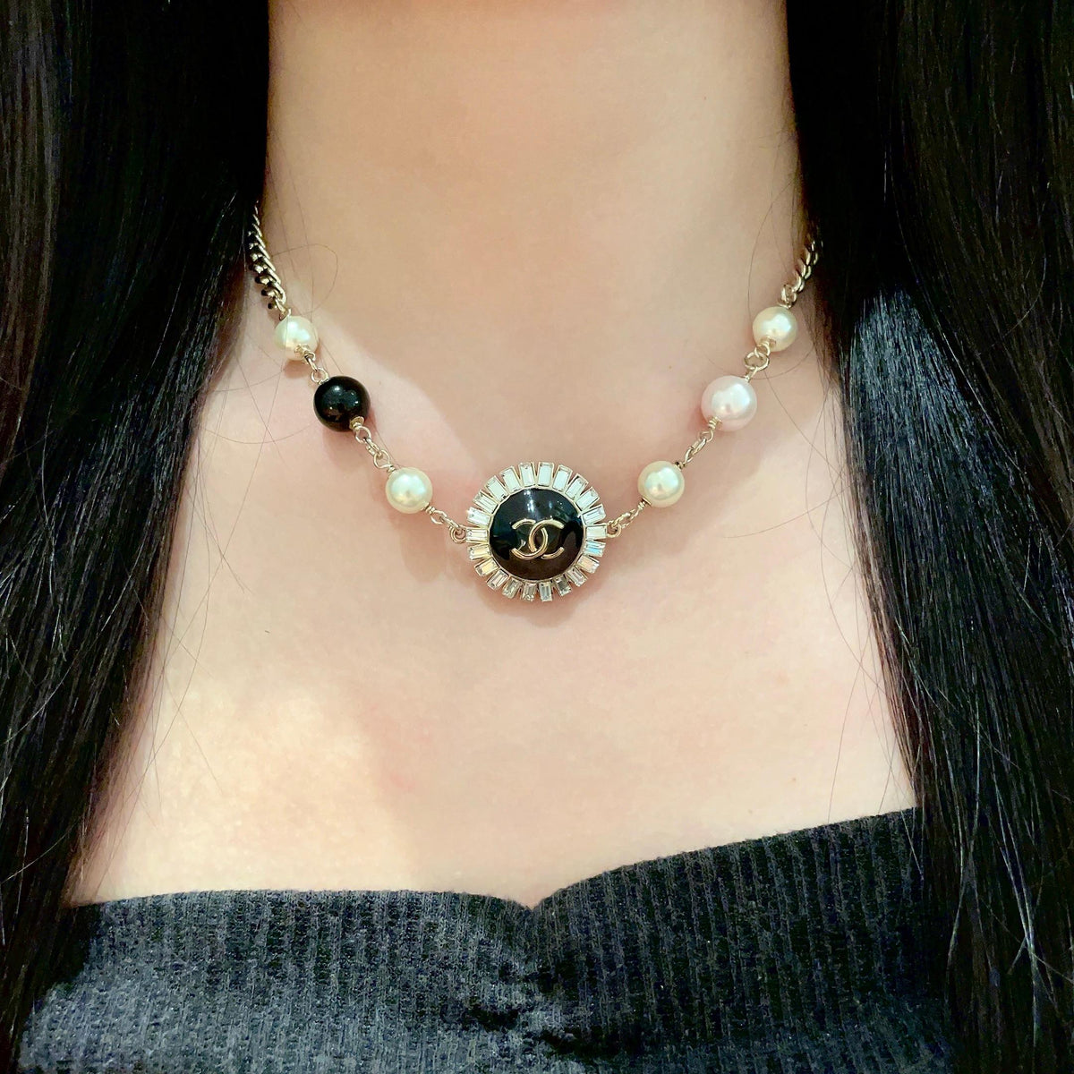 Martin Graham pendant necklace in polished metal-tone – detail view