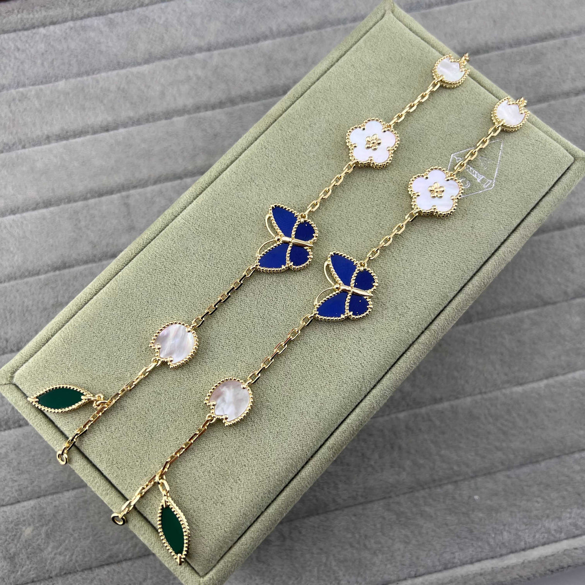 Martin Graham bracelet in polished metal-tone – front product view